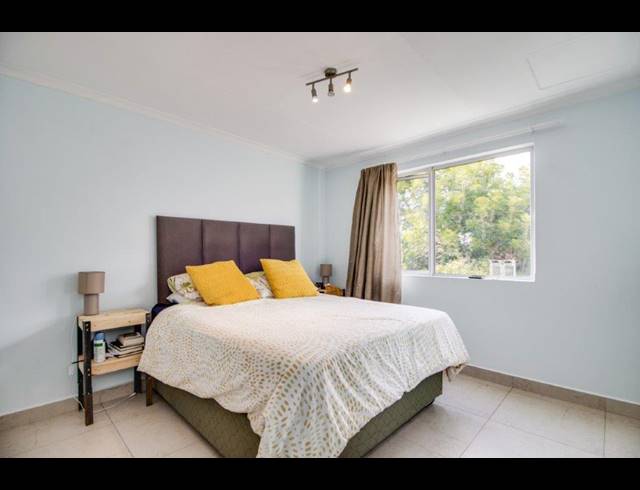 2 BEDROOM APARTMENT FOR SALE IN MAROELADAL